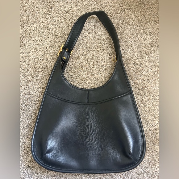 Fashion Designer Travel Black Leather Shoulder Bag Gold Hardware Zip Buckle